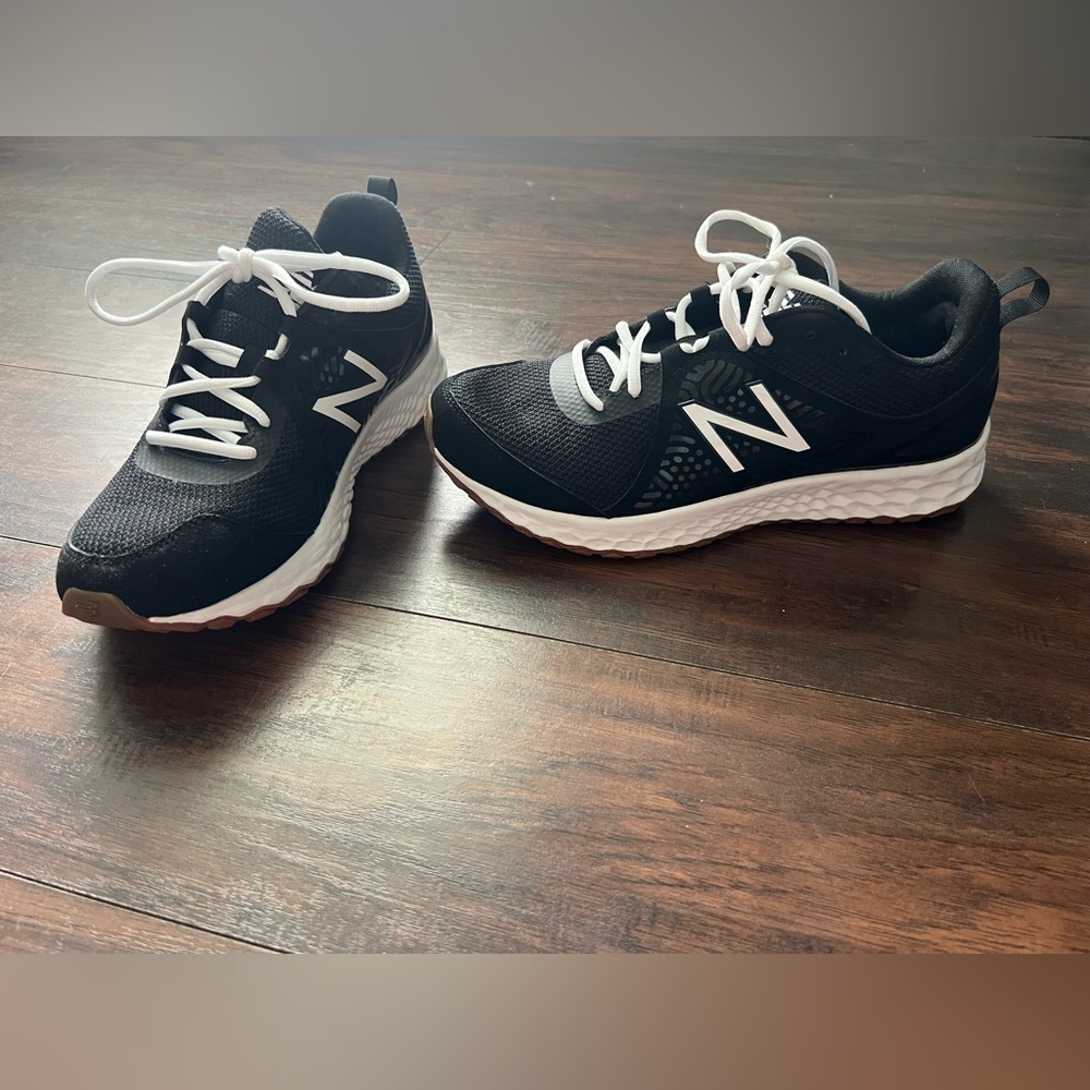 New Without Tags Men’s Size 10 New Balance Training/ Tennis Shoes